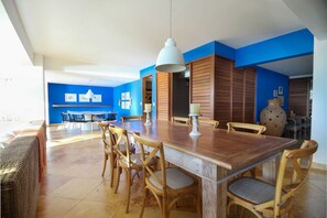 Villa Deluxe | Restauration