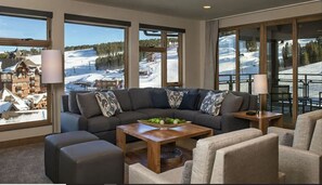 TV, fireplace, ping pong