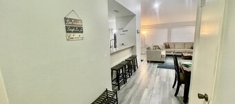 Best Value - 3 BR Home by Premier Host- Heart of Katy