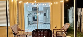 Best Value - 3 BR Home by Premier Host- Heart of Katy