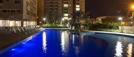 Indoor pool, outdoor pool