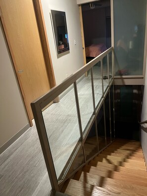 2 Schlafzimmer, Schreibtisch, Bügeleisen/Bügelbrett, kostenloses WLAN