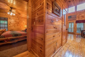 3 habitaciones, wifi gratis y ropa de cama