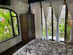 2 bedrooms, in-room safe, iron/ironing board, free WiFi