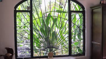 2 sovrum, värdeförvaringsskåp på rummet och strykjärn/strykbräda