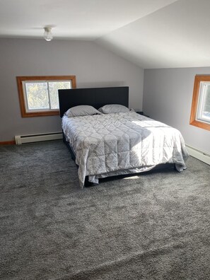3 bedrooms, free WiFi, bed sheets