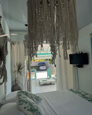 7 bedrooms, free WiFi, bed sheets