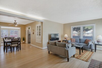 Perfectly located in the Albuquerque area of Nob Hill