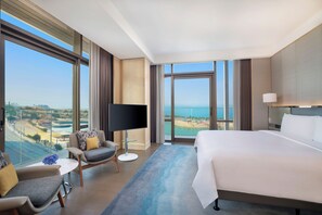 Suíte, 1 cama King, vista para o mar (Horizon) | Frigobar, cofres nos quartos, individualmente decorados