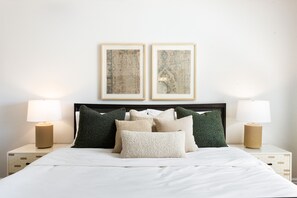 5 Schlafzimmer, Bügeleisen/Bügelbrett, Reisekinderbett, kostenloses WLAN
