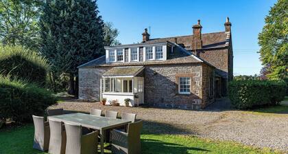 Kirkgate Cottage – Countryside Living