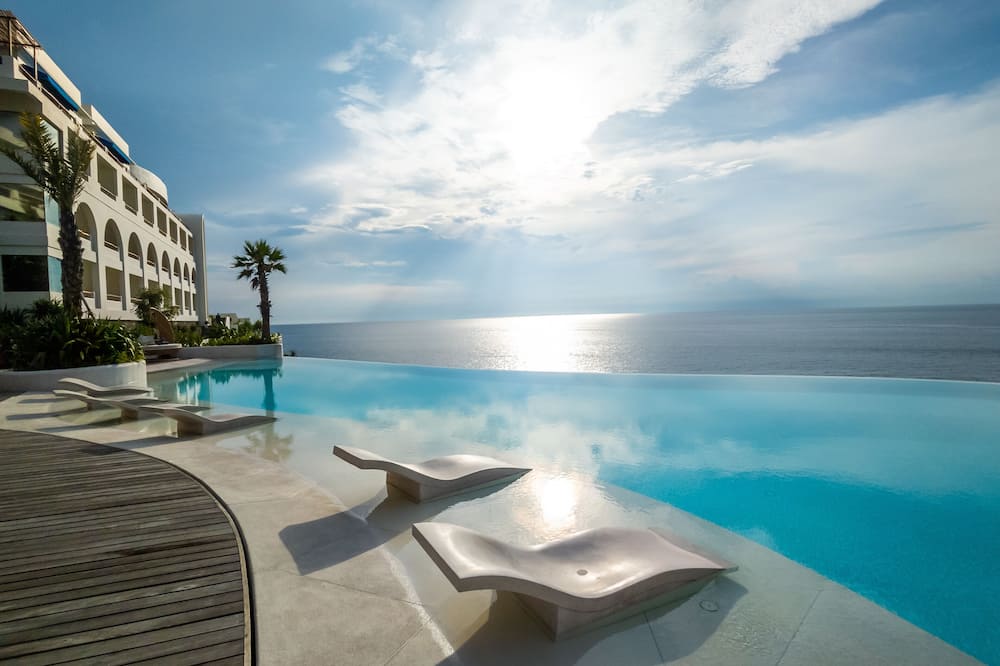 Royal Avila Boutique Resort
