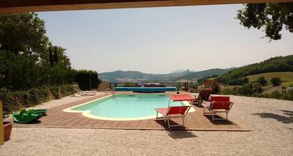 Villa private pool Jacuzzi in panoramic position. September special offers! Book!