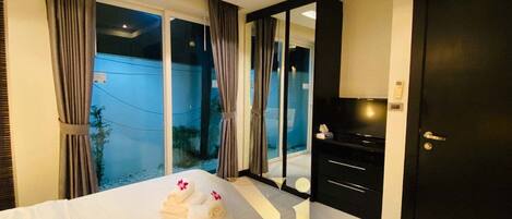 2 bedrooms