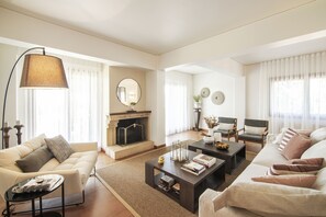 Superior Villa, 5 Bedrooms, Sea View | Living area | Flat-screen TV - Villa Terra Mare (Vari-Voula-Vouliagmeni)