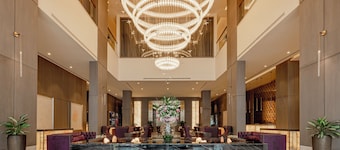 ์นผ๋ฆฌ๋์ ํฐ๋ฆฌ์ค ํธํ
๋๋ฐ์ด