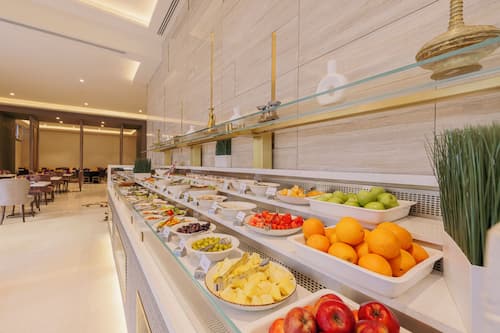 Daily buffet breakfast for a fee