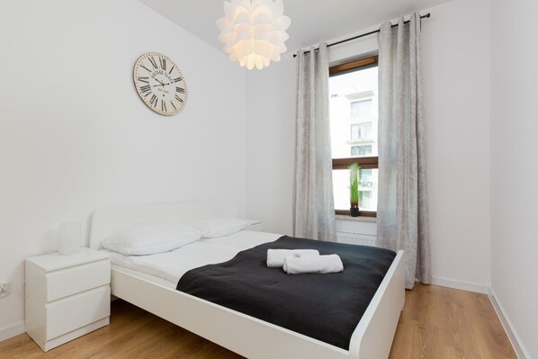 1 chambre, fer et planche à repasser, Wi-Fi, literie fournie