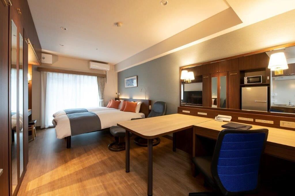 In-room safe, desk, blackout drapes, soundproofing