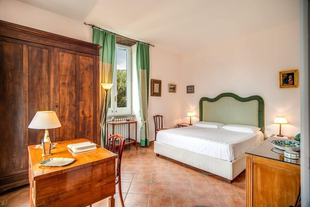 6 間睡房、熨斗/熨衫板、可攜式嬰兒床、Wi-Fi