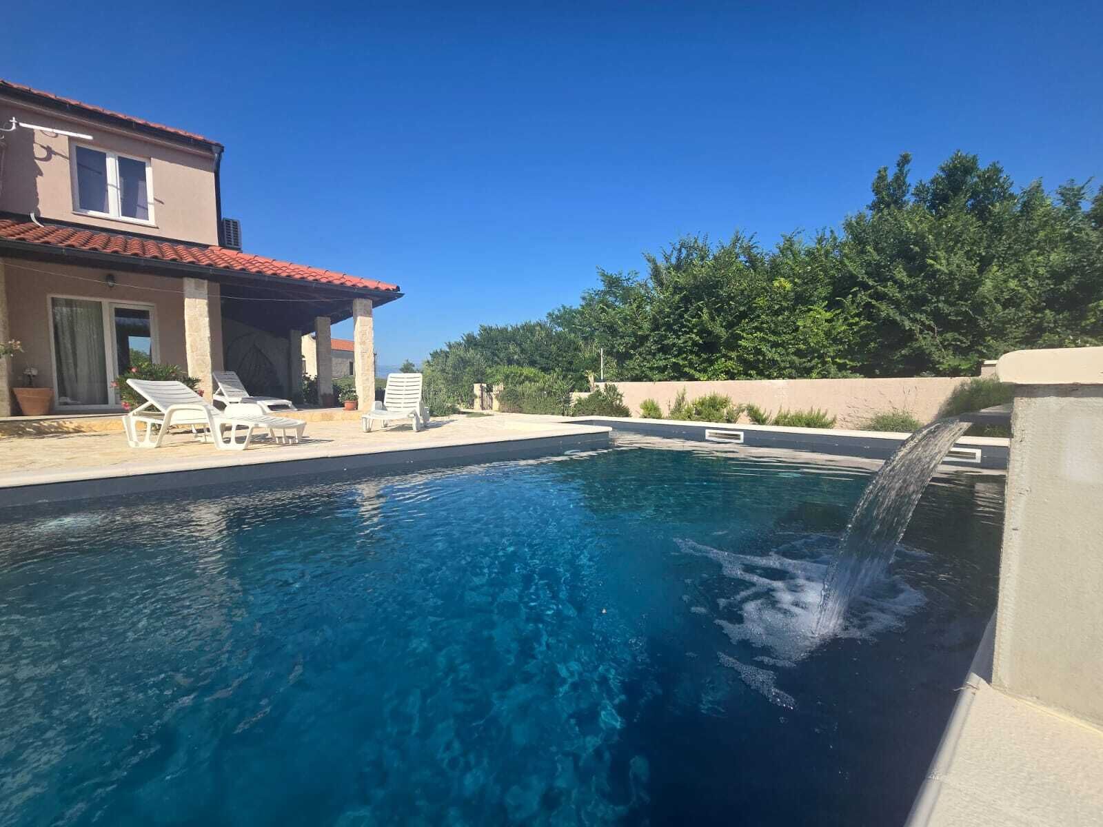 Piscine extérieure