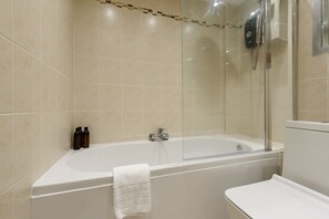 Bathroom - The Old Town Cockburn Apartment (Edinburgh)