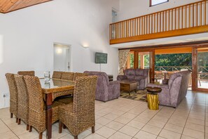 Classic Villa | Living area