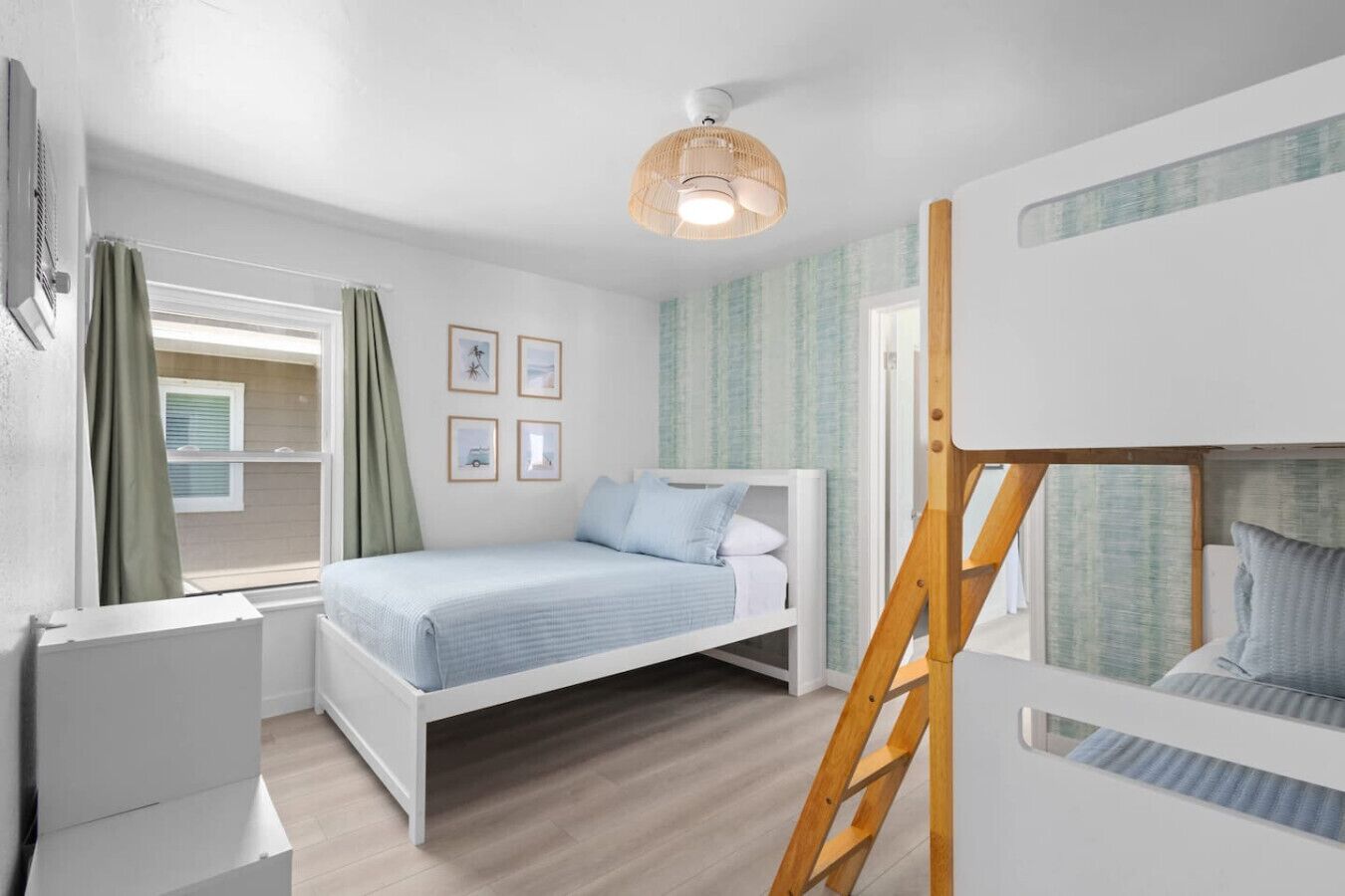 3 bedrooms, iron/ironing board, travel cot, WiFi