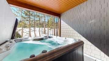 Townhome, 4 Bedrooms | Property grounds