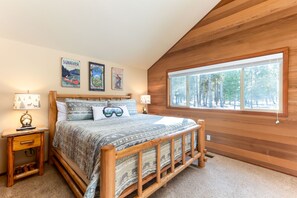 3 bedrooms, travel crib, free WiFi, bed sheets