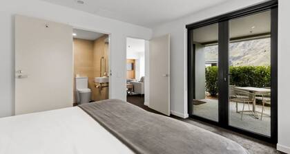 Aroha Apartment at the base of Coronet Peak