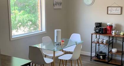 Silver Wings Suite-Heart of Clovis, NM-Perfect Spot!