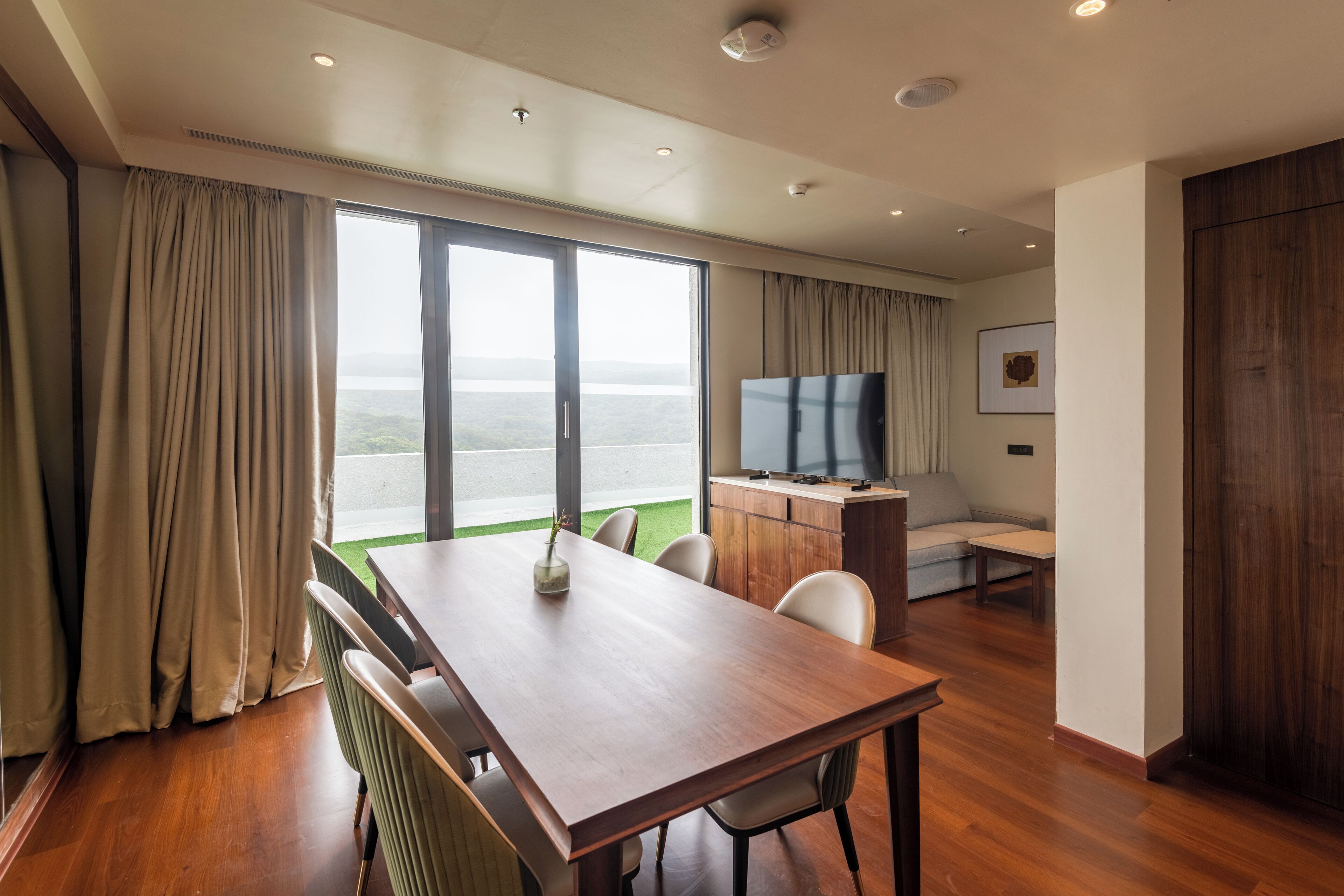 Signature Suite, 1 Bedroom (Balcony) | Living area | Flat-screen TV, foosball, table tennis