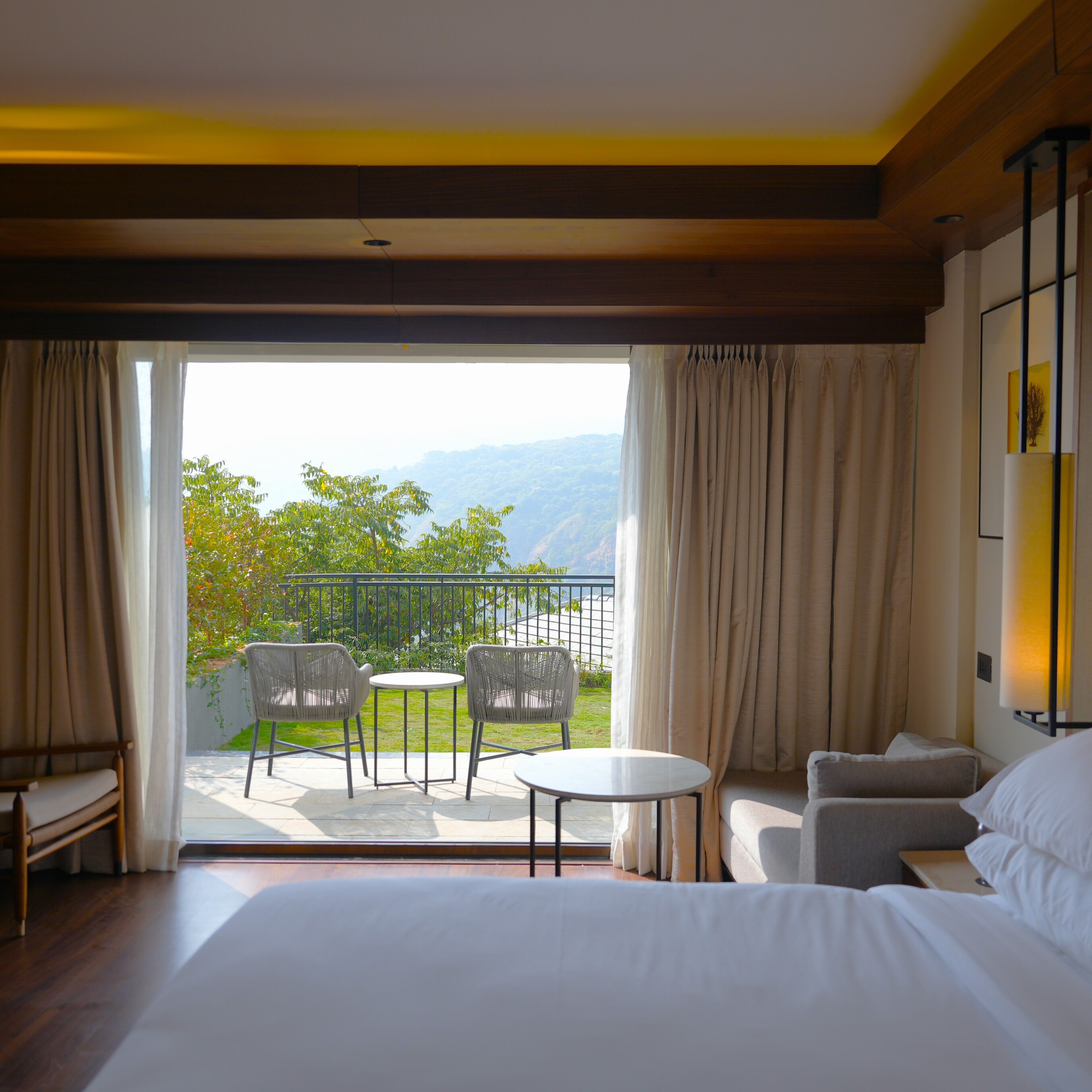 Room, 1 King Bed, Non Smoking, Garden View (Patio) | Garden view