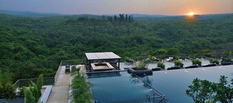 馬哈巴勒什瓦爾萬豪萬怡飯店