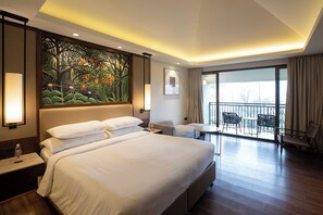 Phòng Deluxe, 1 giường cỡ king, không hút thuốc, bồn tắm | Minibar, két bảo mật tại phòng, bàn 