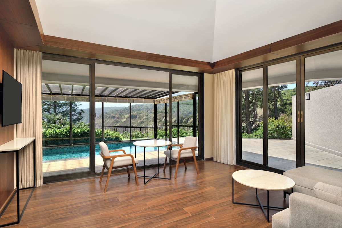 Vil·la, 1 llit de matrimoni gran, no fumadors, vistes a la vall | 1 dormitori, minibar, caixa forta a l'habitació i escriptori