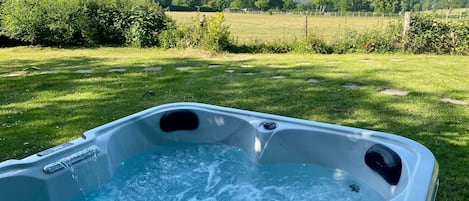 室外 SPA 浴池