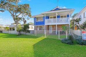 Exterior - BIMBIMBI 2 - OVERLOOKING KILLICK CREEK & THE BEACH (Crescent Head)