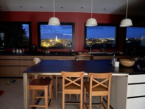 Dining - Large architect-designed house (SANILHAC)
