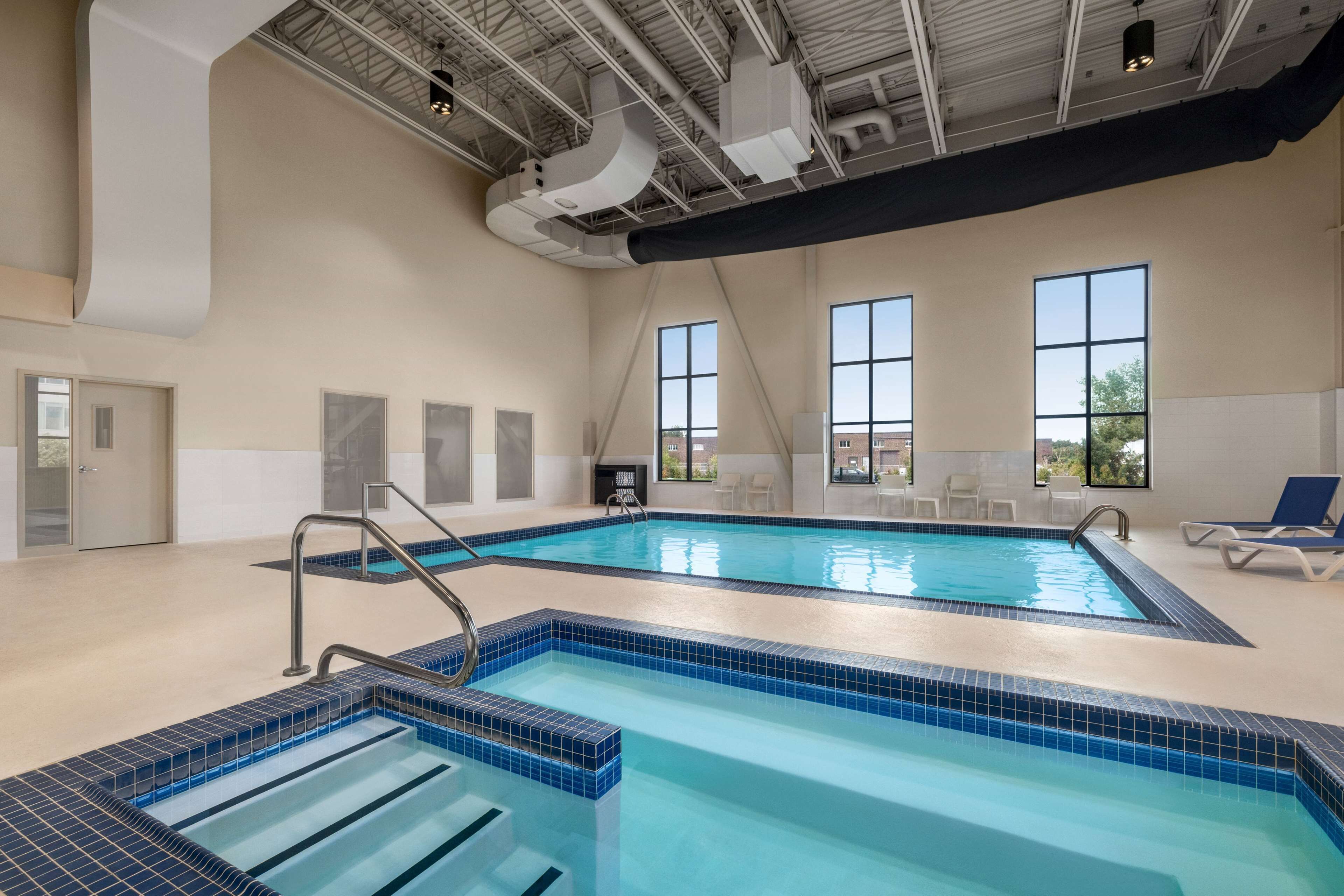 indoor pool, open 9:00 am to 10:00 pm, pool loungers