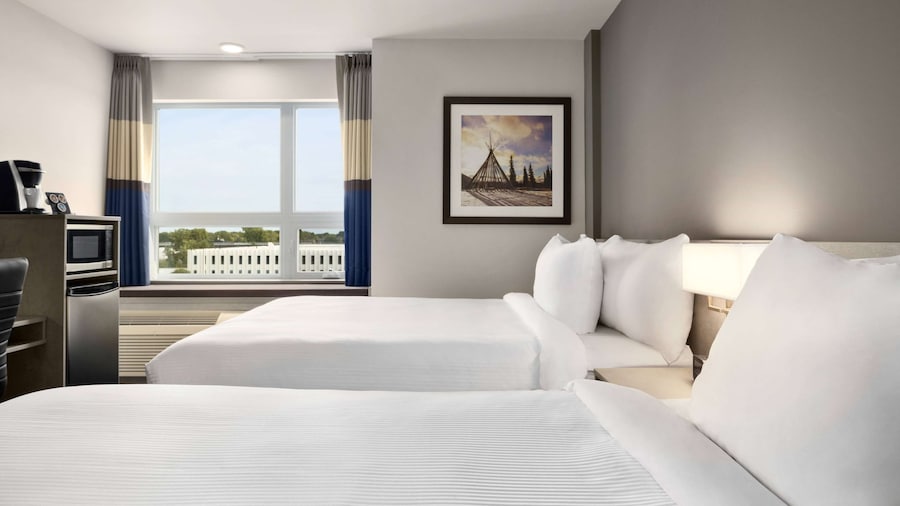 Microtel Inn & Suites Montreal Airport - Dorval QC