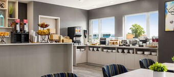 Microtel Inn & Suites Montreal Airport - Dorval QC