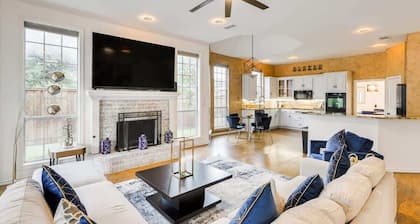 Impressive 5BR/3.5B Home with Pool, Game Room & Cinema Room