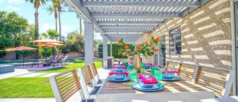 Outdoor dining