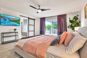 6 bedrooms, iron/ironing board, WiFi, bed sheets