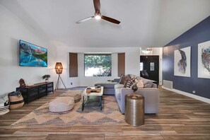 TV, fireplace, Hulu, streaming services