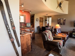 Interior - Epic Mountain Views! End Unit! 2 Miles North of Purgatory! Heated Pool ! (durango)