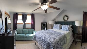 5 bedrooms, desk, iron/ironing board, free WiFi