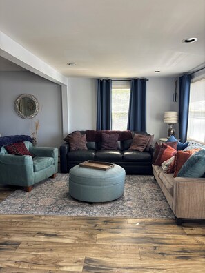 Smart TV, fireplace, table tennis, books